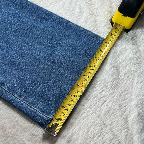 NWT Vintage Y2K Calvin Klein Low Rise Slim Fit Flared Leg Women’s Jeans - Picture 9 of 9